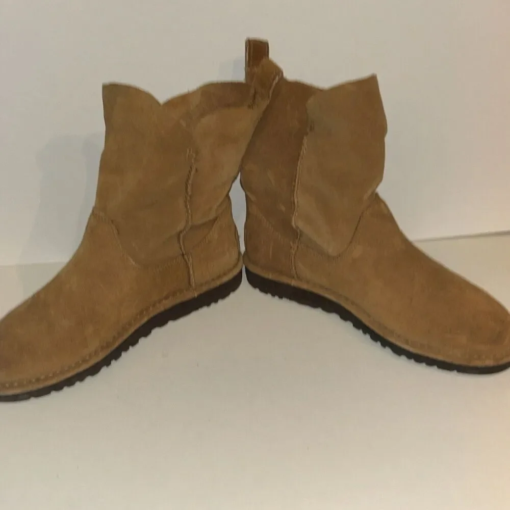 UGG Alida Women's Slouch Chestnut Unlined Suede Short Pull On Boot Size 7